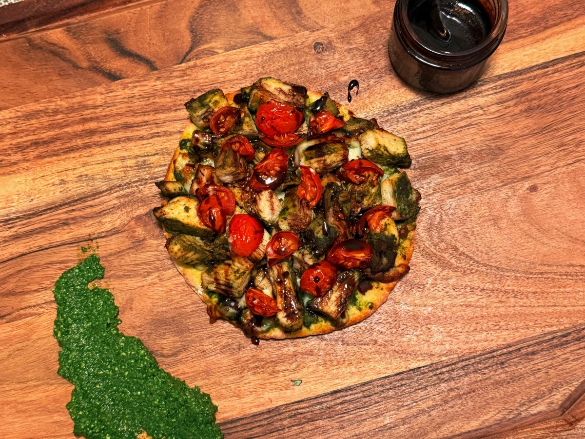 Loaded Pesto Chicken Flatbread with Balsamic&nbsp;Glaze