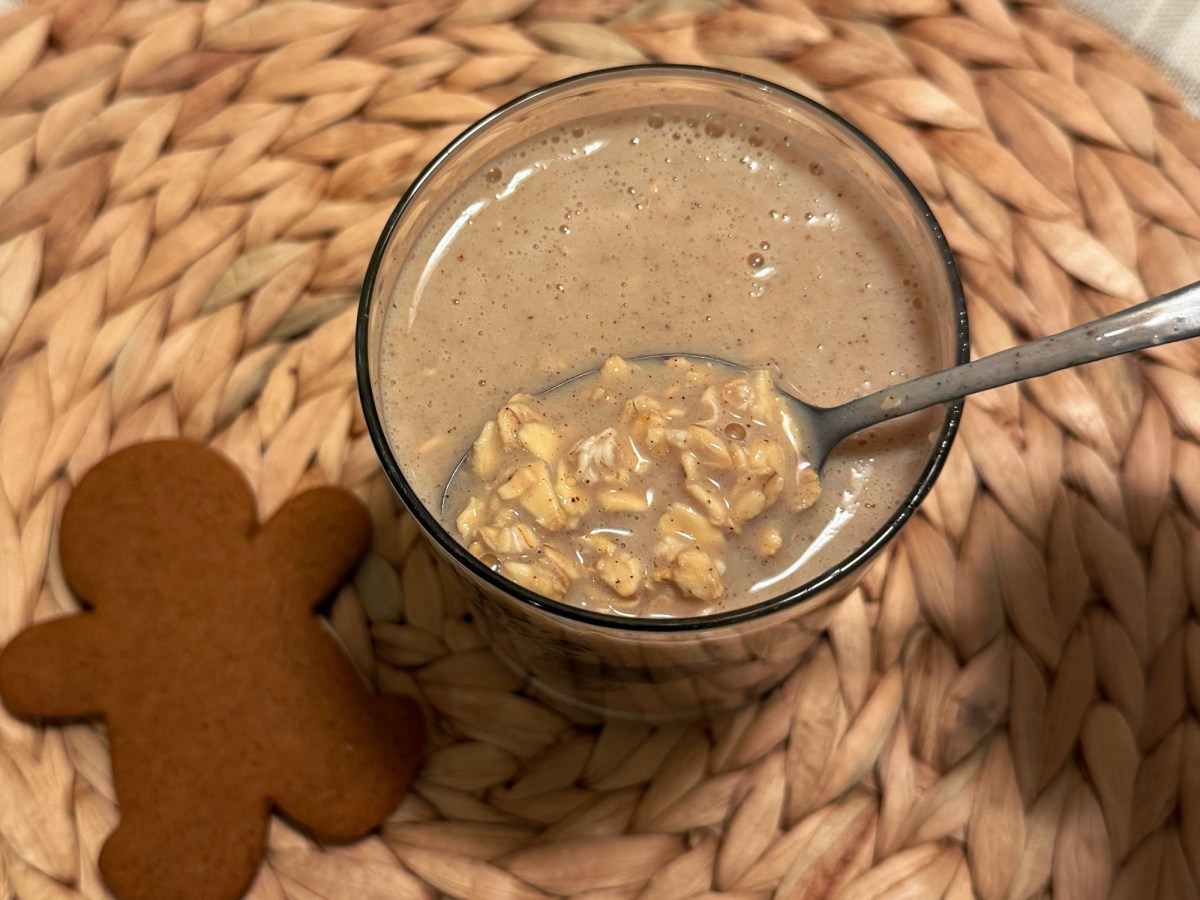 Gingerbread Overnight Oats